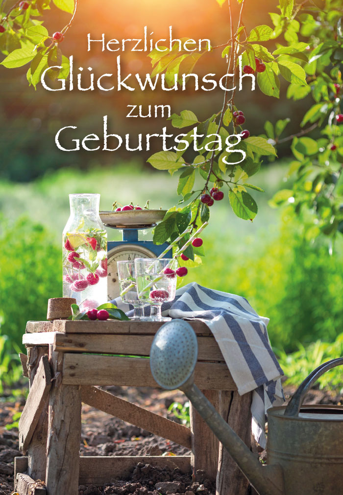 Geburtstag - gedeckter Tisch im Grünen Geburtstag - gedeckter Tisch im Grünen