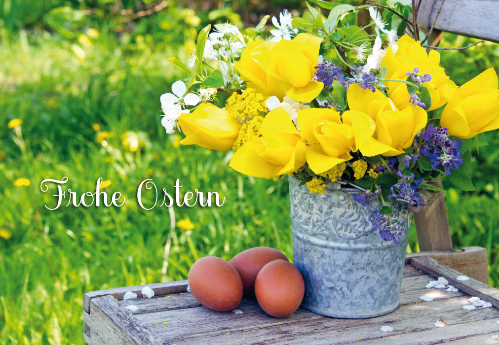 Ostern - Natürlicher Osterstrauß und ungefärbte Eier Ostern - Natürlicher Osterstrauß und ungefärbte Eier