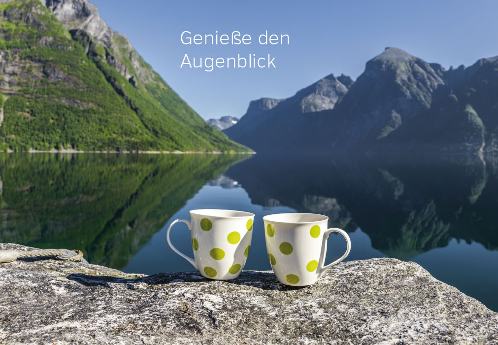 Gute Laune - zwei Tassen überm See Gute Laune - zwei Tassen überm See