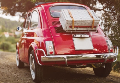Gute Laune für jede Gelegenheit - rotes kleines Auto Gute Laune für jede Gelegenheit - rotes kleines Auto