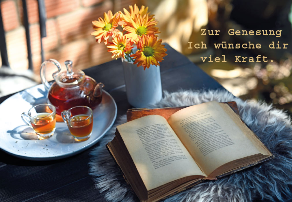 Genesung - frischer Tee, Blumen, Buch Genesung - frischer Tee, Blumen, Buch