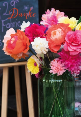 Danke - bunter Blumenstrauß im Glas Danke - bunter Blumenstrauß im Glas