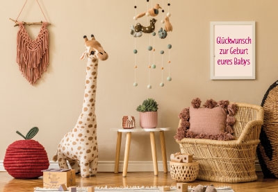 Geburt - Giraffe im Kinderzimmer