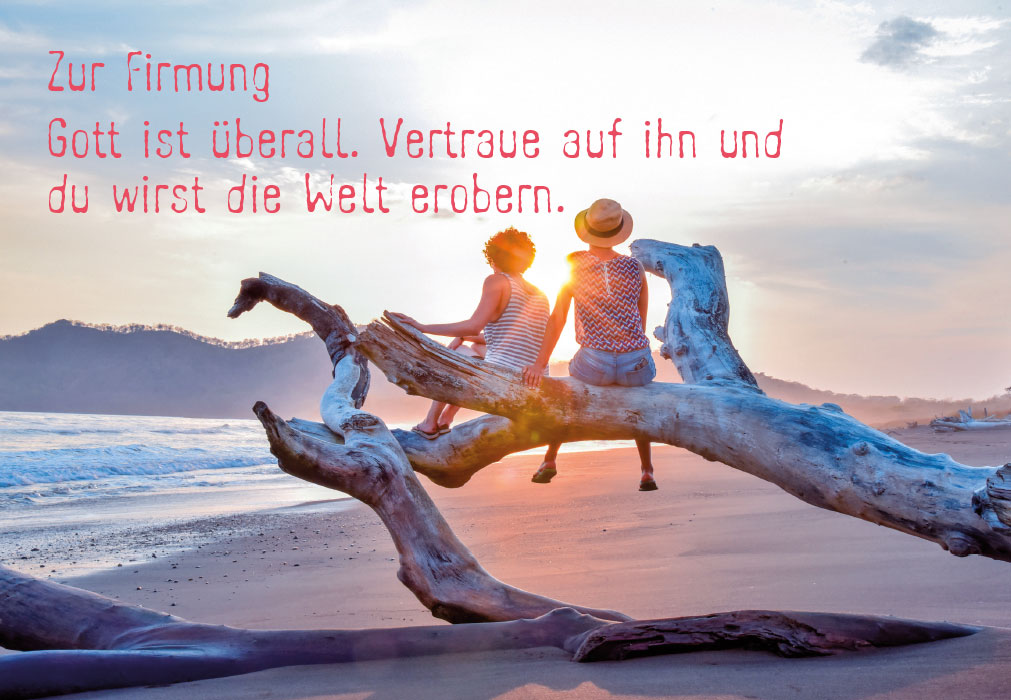 Firmung - junge Menschen auf Baum am Strand Firmung - junge Menschen auf Baum am Strand